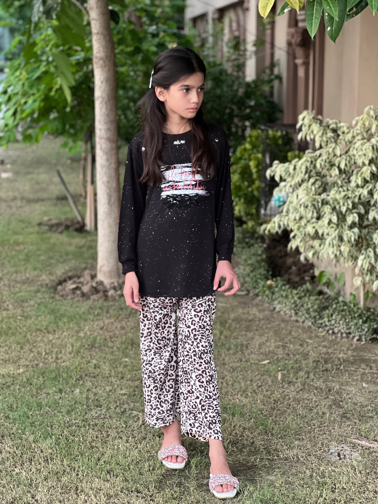 Elegant Edge Outfit - By Ayat World